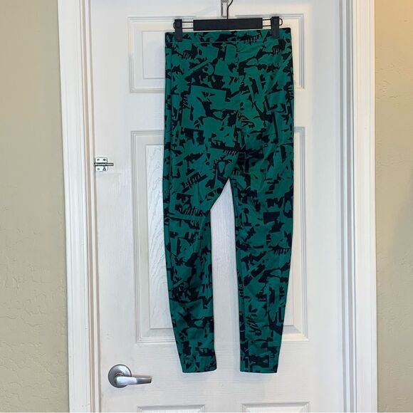 Yitty Spotlight Shaping High Rise Teal and Black Leggings Size Large - Picture 9 of 9